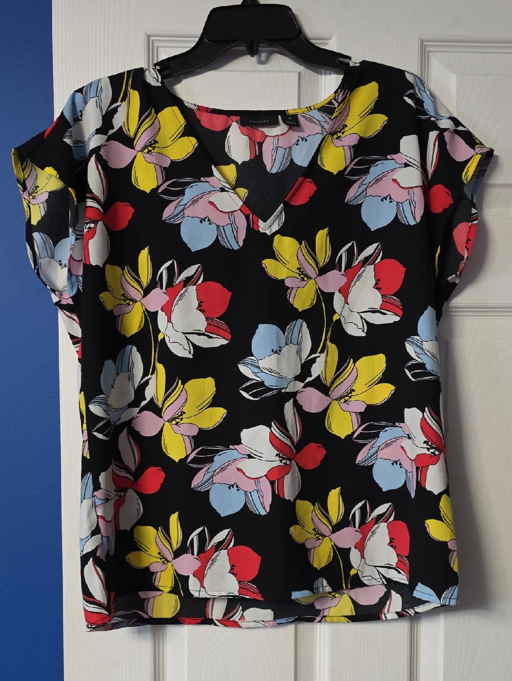 Halogen Floral Print Cap Sleeve V Neck Blouse Black Blue Red Yellow White